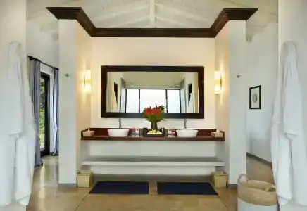 Kahanda Kanda - 4