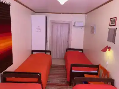 Hetan Majatalo - 49