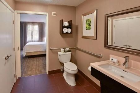 Staybridge Suites - 91