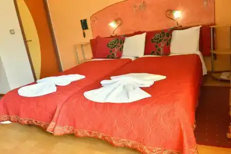 Sun City - 102
