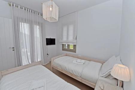 White Tinos Luxury Suites - 200