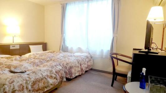Royal Inn Shinyamaguchi Ekimae - 2