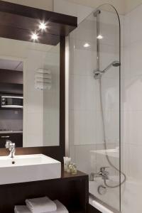 Sure by Best Western Nantes Beaujoire - 9
