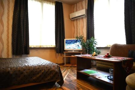 The English Guest House - 13