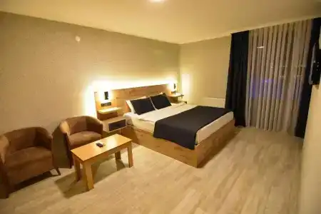 Sandal Otel - 72