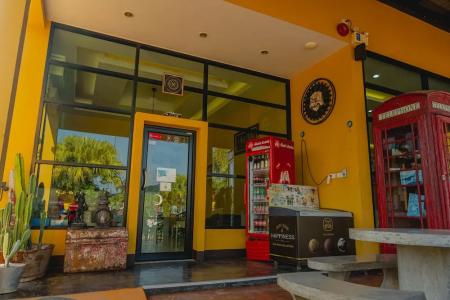 Apinya Resort Bangsaray - 0