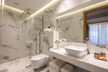 Emily's Luxury Suites - 13