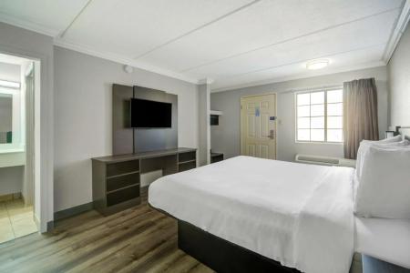 6 San Antonio, Tx i-35 North Corridor - 4