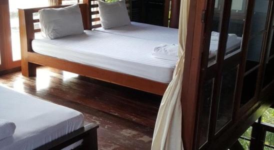 Ruean Mai Chai Khlong - 18