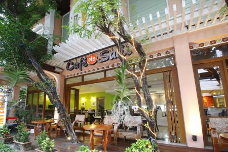 Salil Sukhumvit Soi 8 - 0