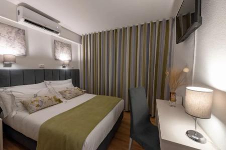 Dinya Lisbon & Lounge Bar - 50