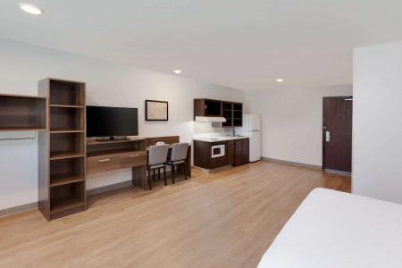 WoodSpring Suites - 57