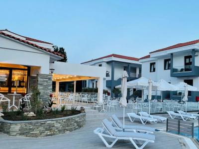 Acrotel Lily Ann Village - 26