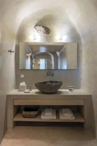 Porto Fira Suites - 206
