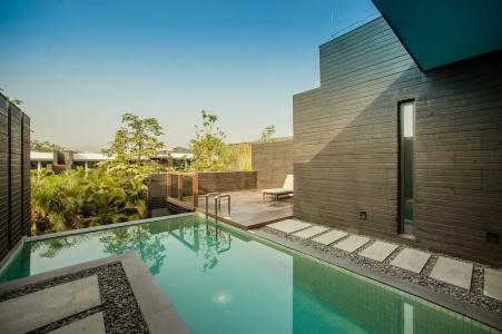 Bay Breeze Resort (All Villas) - 5