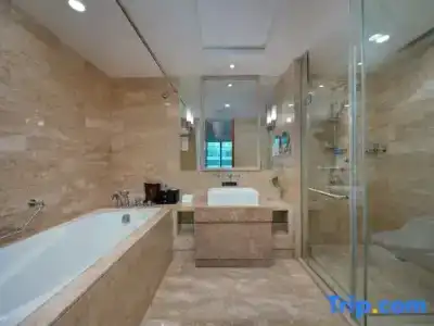Chongqing Empark Grand - 65