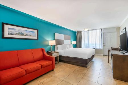 Comfort Inn & Suites Daytona Beach Oceanfront - 84