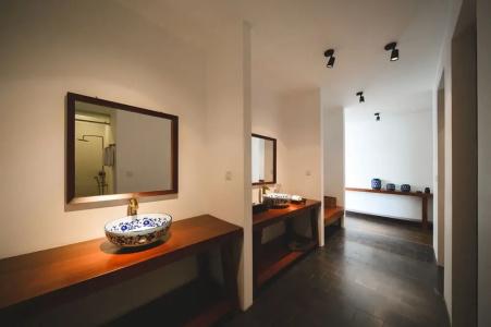 aNhill boutique - 18