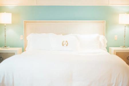The Remington Suite and Spa - 29