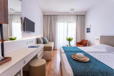 Louis Phaethon Beach - 69