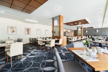 DoubleTree by Hilton Krakow & Convention Center - 36