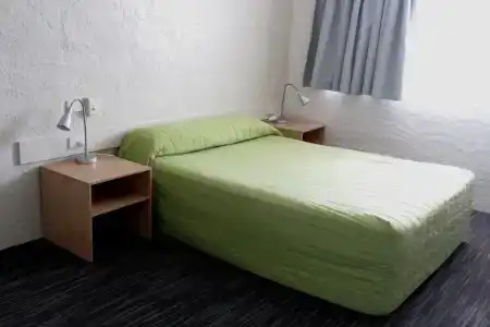 Urangan Motor Inn - 43
