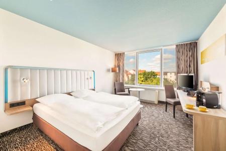 Park Inn by Radisson Dresden - 23
