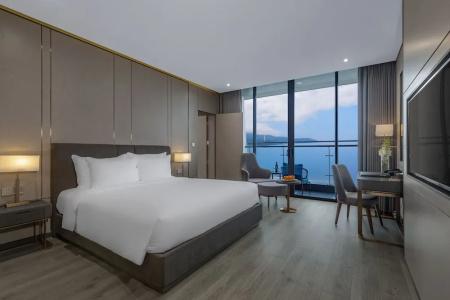 Le Sands Oceanfront Danang - 50