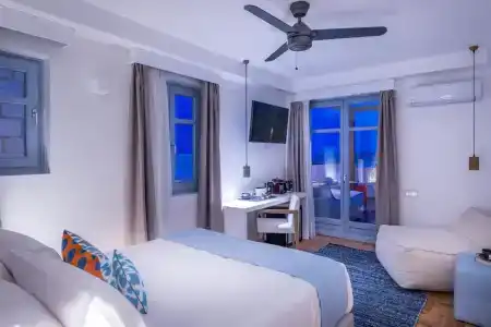 Shapes Luxury Suites - 49