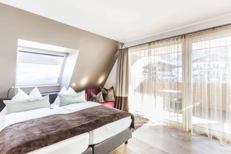 Lederer's living - 4