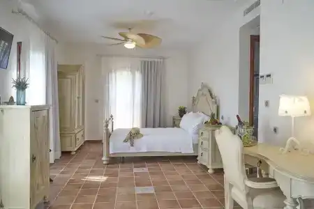 Villa Taraça Alaçatı Romantik Otel - 96