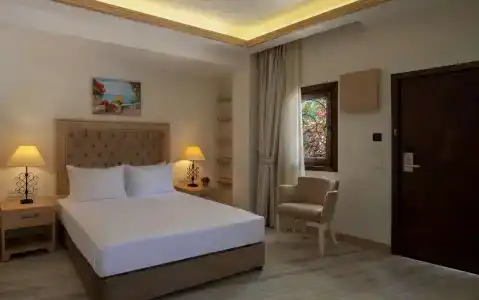 DoubleTree by Hilton Bodrum Marina Vista - 2