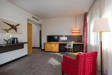 Holiday Inn Frankfurt Airport - Neu-Isenburg, An Ihg - 56