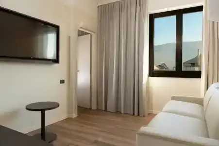 DoubleTree by Hilton Brescia - 59