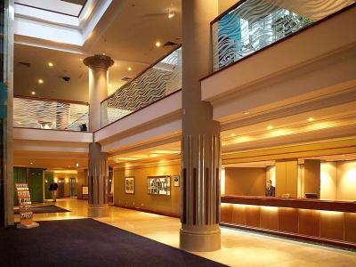 Novotel Brighton Beach - 12