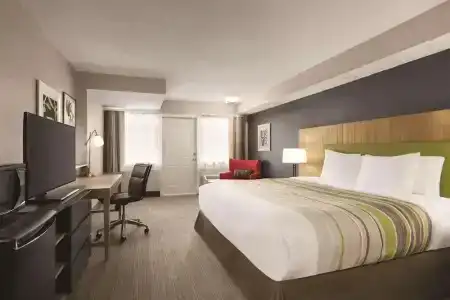 Country Inn & Suites by Radisson, South, TN - 55