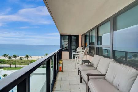 The Alexander All Suites - 482