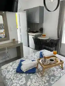 Zoumis Studios - 121