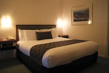 SureStay by Best Western The Clarence on Melville - 54