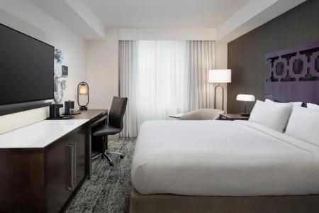 Courtyard by Marriott San Diego Downtown - 33