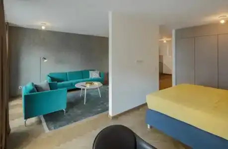 DD Suites Serviced - 74