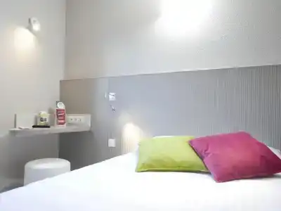 Best Hôtel Lille - 32