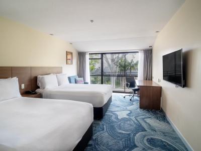 Holiday Inn Airport - 23