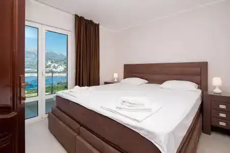 Open Sea Luxury - 39
