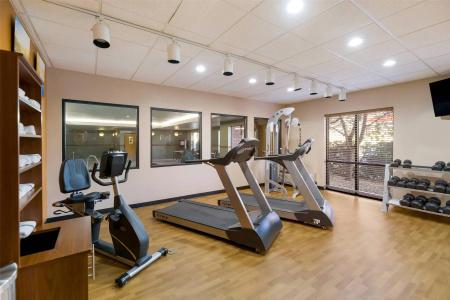 Comfort Suites West - 24