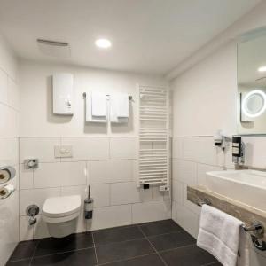 Trip Inn Living & Suites - 33