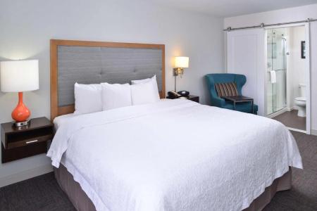 Hampton Inn Portland East - 59