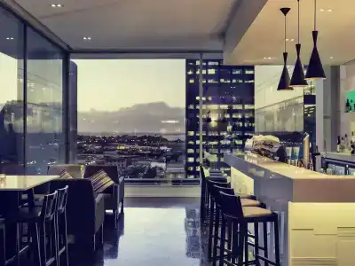 Mövenpick - 25