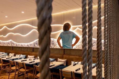 The Waterfront Beach Resort, A Hilton - 34
