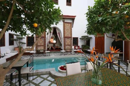 Riad Zineb - 24